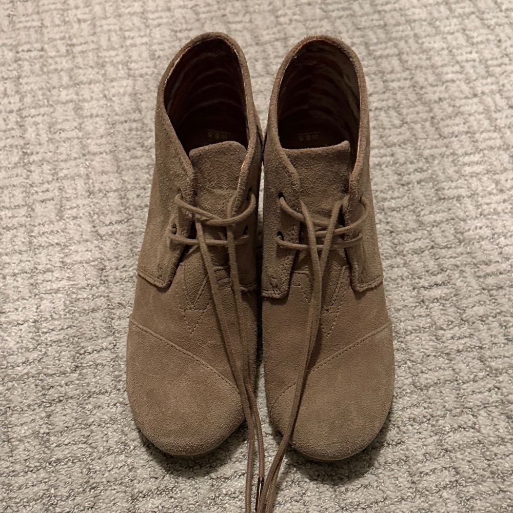 Women's Tan Suede Ankle Boots